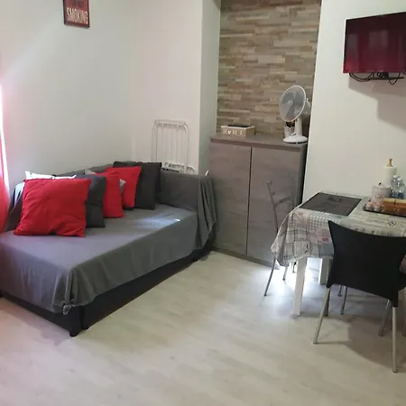 21 Apartment